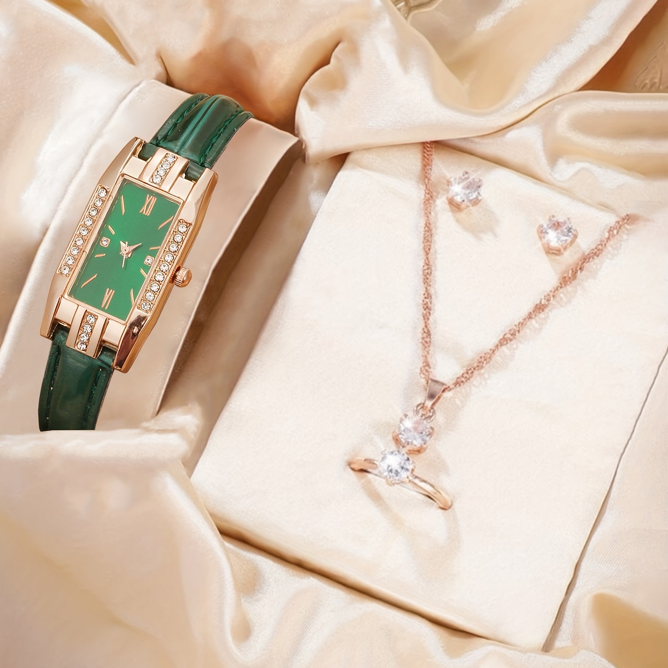 Luxury Rhinestone Quartz Watch - Luxury Watch Gift For Her ulasan dan harga